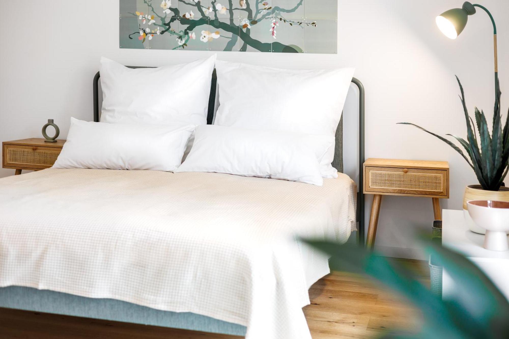 Design-apartment In Mit Netflix & Balkon